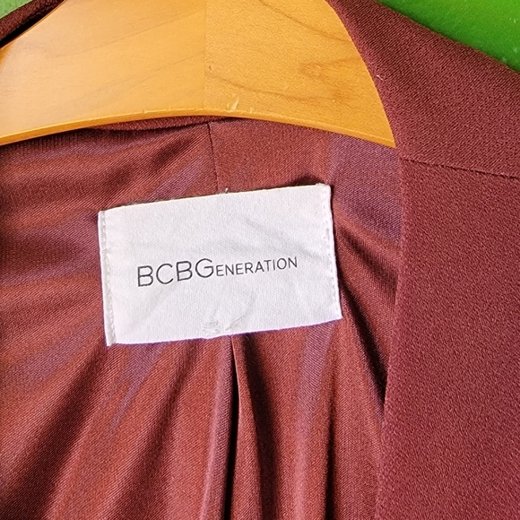 BCBG maroon, structured cardigan - Picture 2 of 4